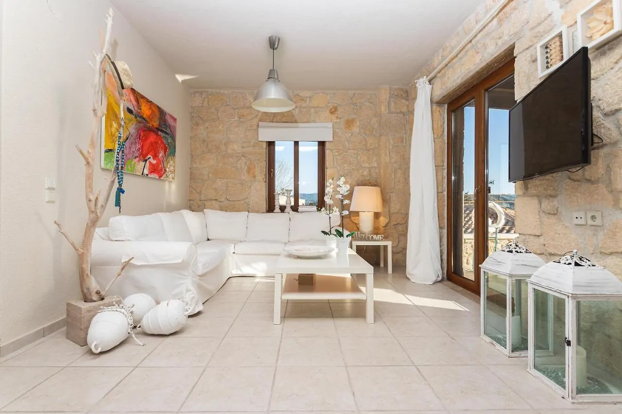 Pure White Suite Elani سيفيري